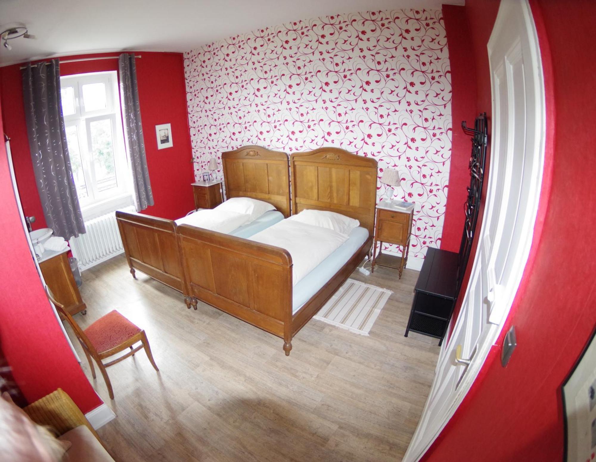 Wohnen Im Burghotel Lorch am Rhein Oda fotoğraf